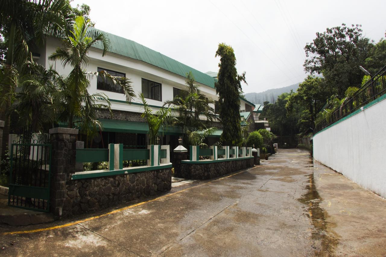 Velvet County Resort & Spa Lonavala Buitenkant foto
